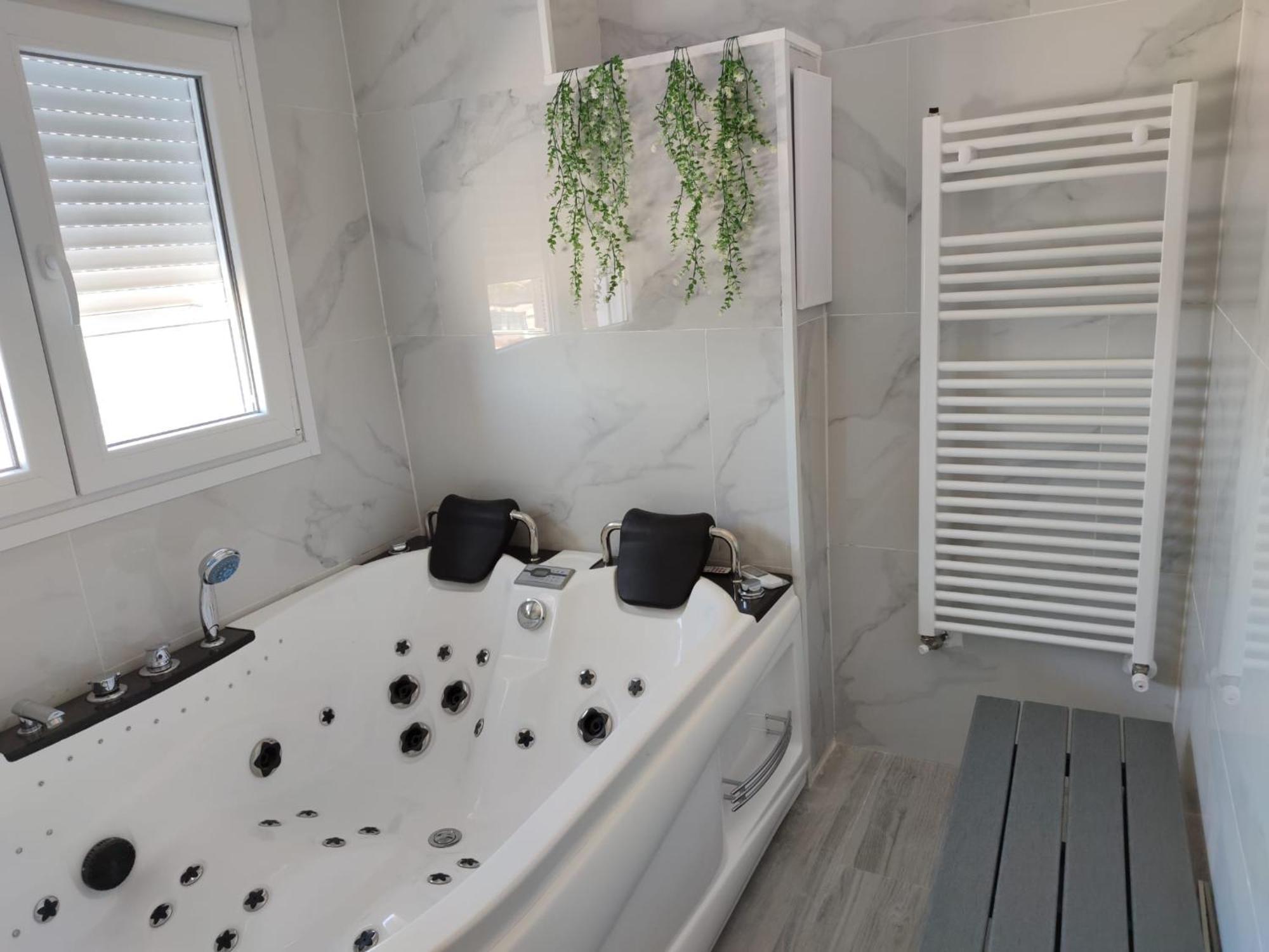 Apartamento Con Jacuzzi El Rincon De Las Delicias Saragozza Esterno foto